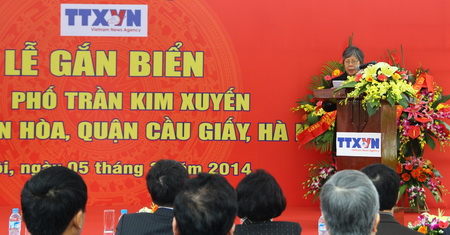 Gắn biển tên phố Trần Kim Xuyến, liệt sĩ nhà báo TTXVN ảnh 9